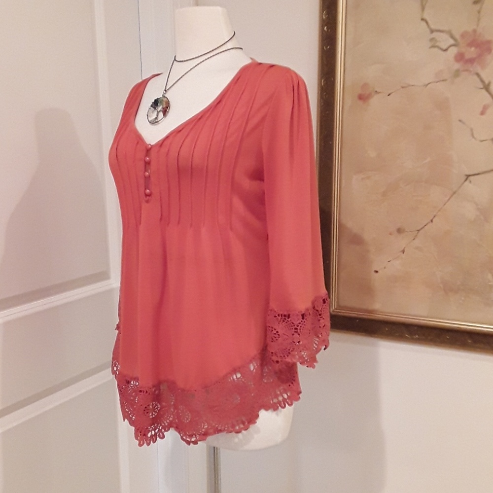NWOT. Orange lace Fun Top - Picture 3 of 8